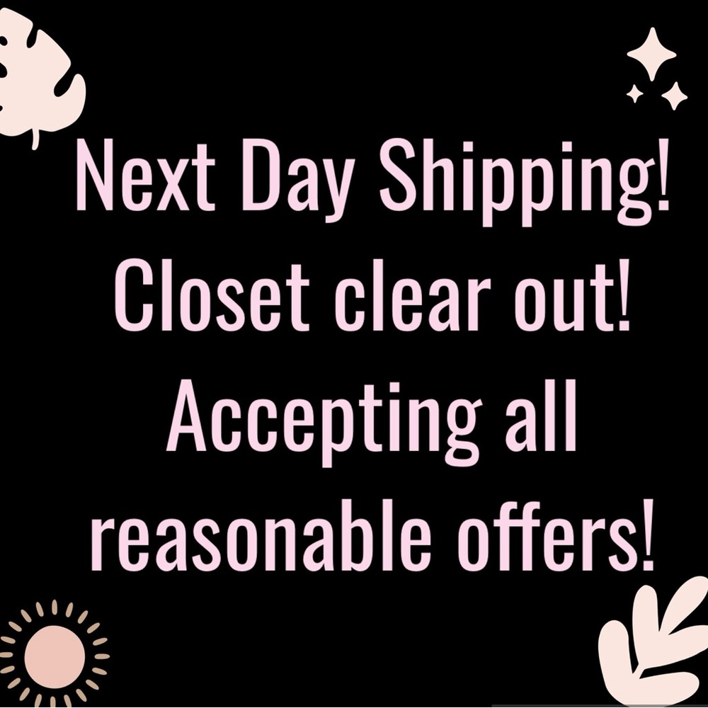 Next Day Shipping on Everything!🖤